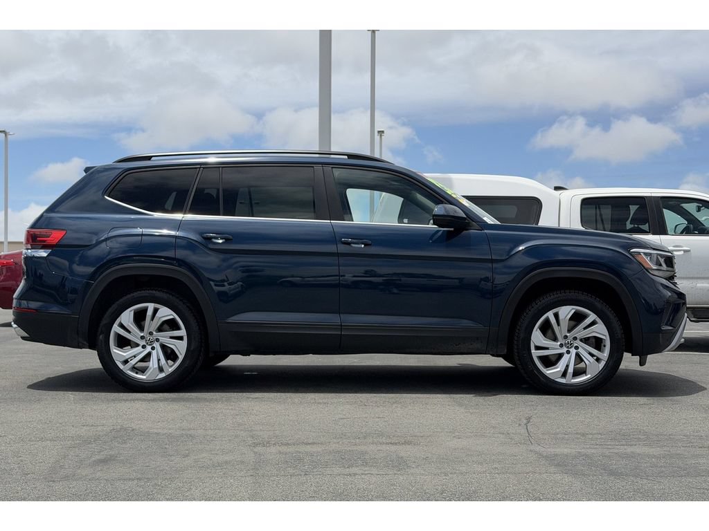 Used 2021 Volkswagen Atlas SE w/ Towing Package AWD/4WD image 3