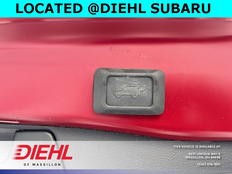 Used 2022 Toyota RAV4 XLE w/ Convenience Package image 12