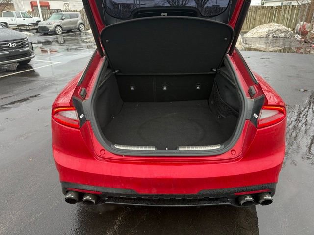 Used 2018 Kia Stinger GT2 image 18