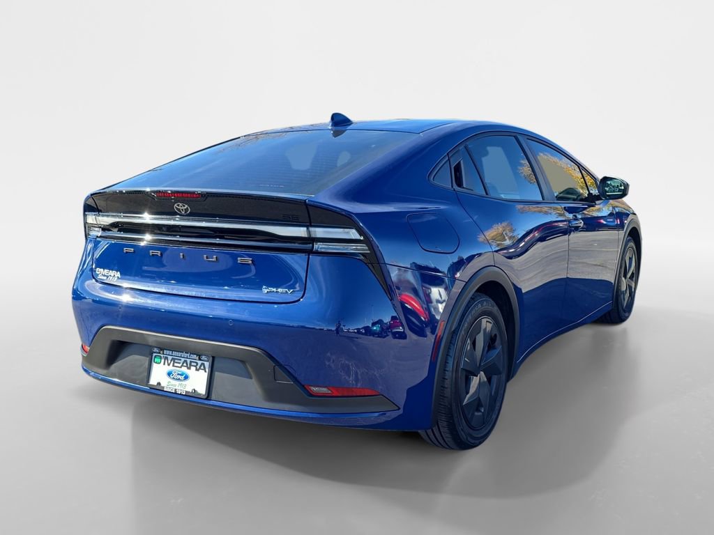 Used 2025 Toyota Prius Plug-In Hybrid image 5