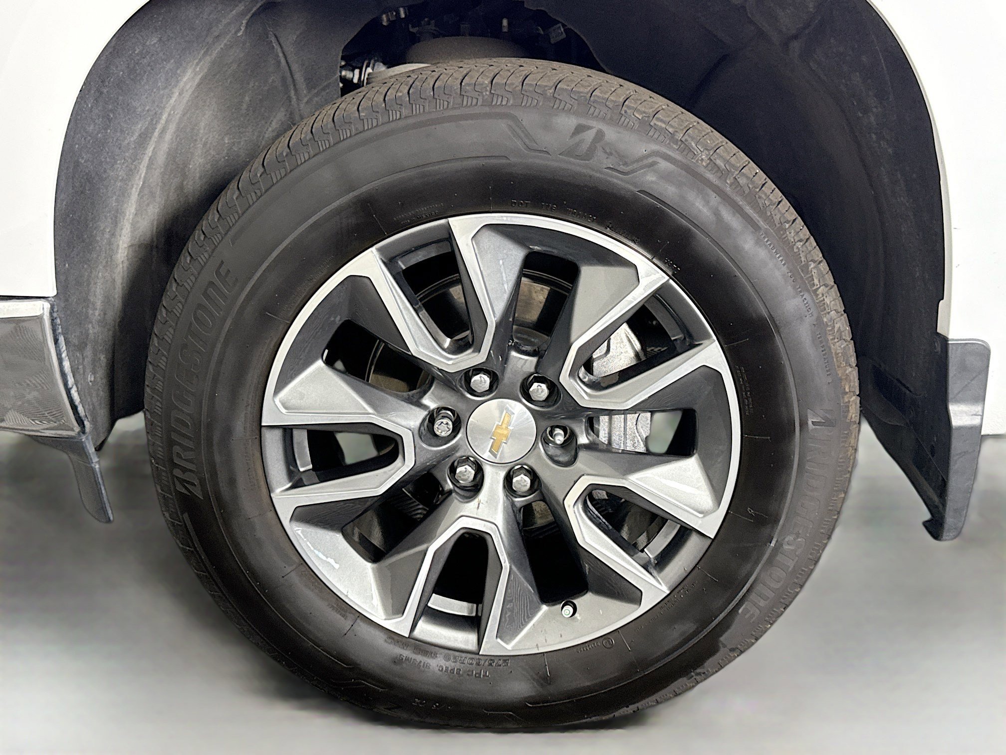 Used 2025 Chevrolet Silverado 1500 LT image 38