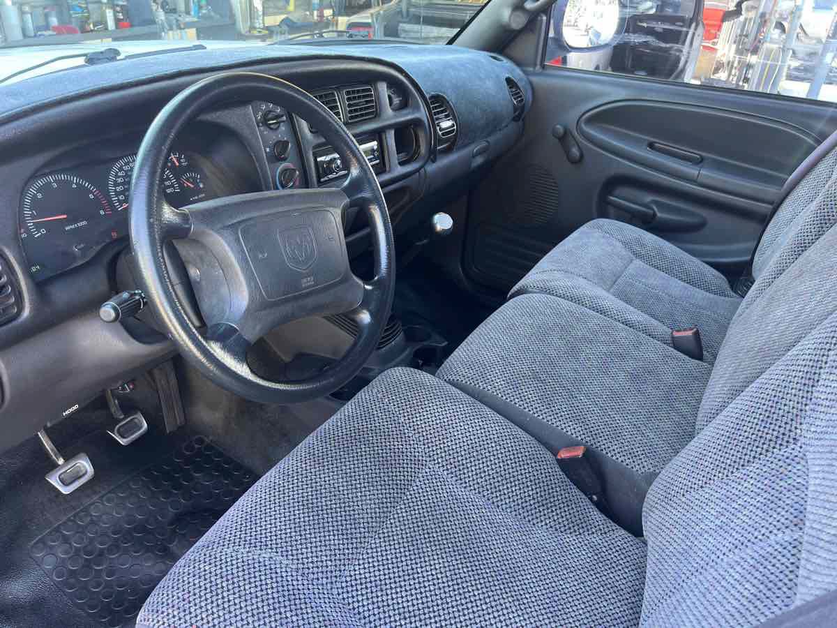 Used 2001 Dodge Ram 1500 Truck 2WD Quad Cab image 9