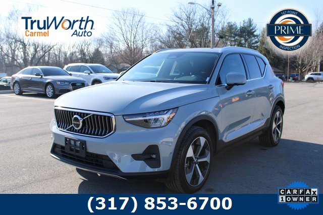 Used 2025 Volvo XC40 B5 Plus