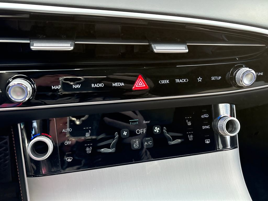 New 2026 Genesis GV70 3.5T Sport Advanced AWD/4WD image 17