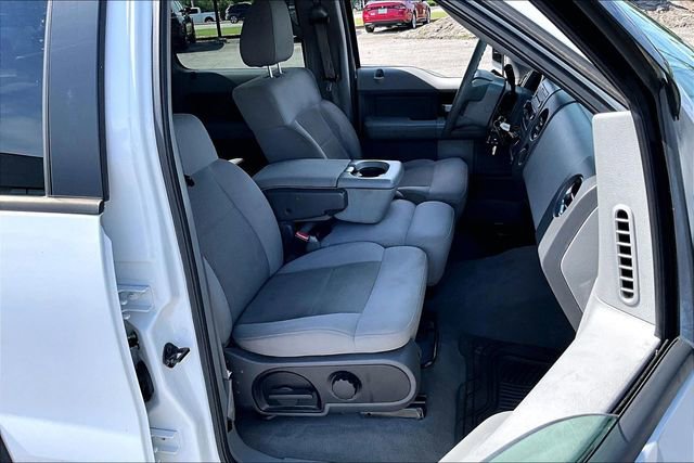 Used 2005 Ford F150 XLT RWD image 25
