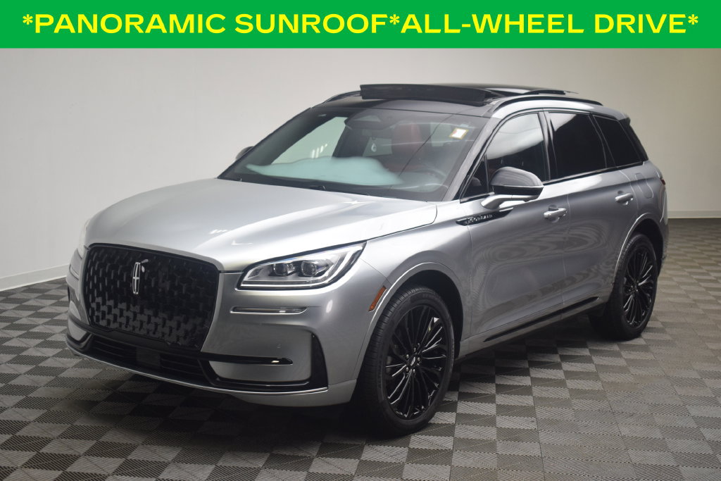 Used 2023 Lincoln Corsair Reserve w/ Equipment Group 201A AWD/4WD image 2
