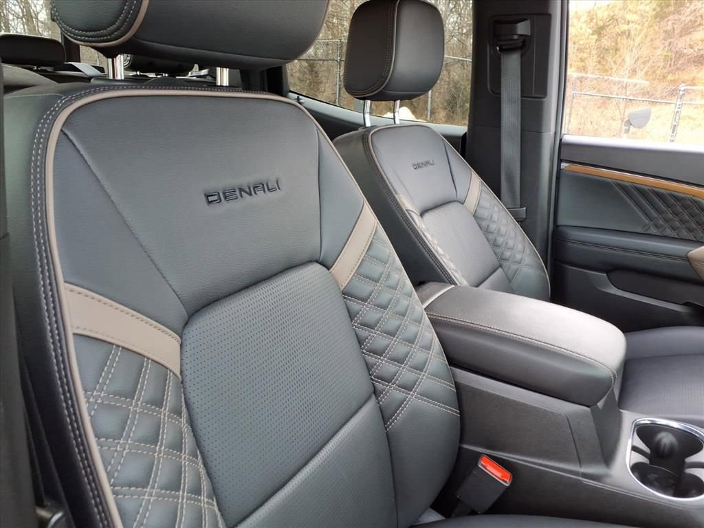 Certified 2024 GMC Canyon Denali image 20