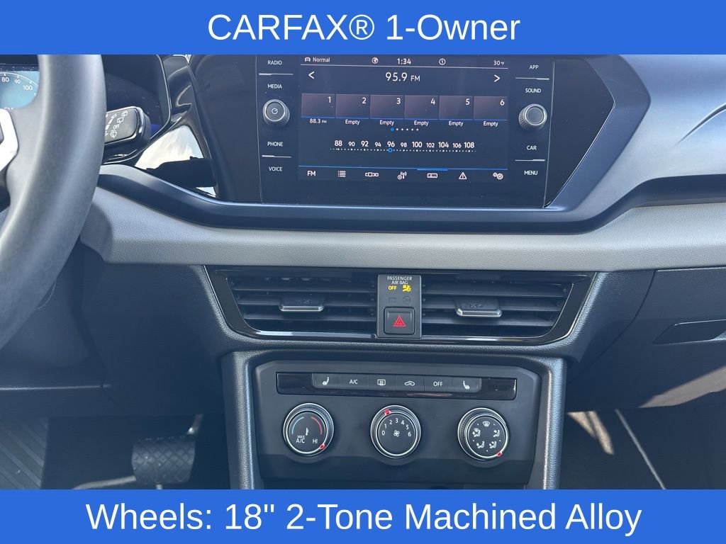 Used 2022 Volkswagen Taos SE image 21