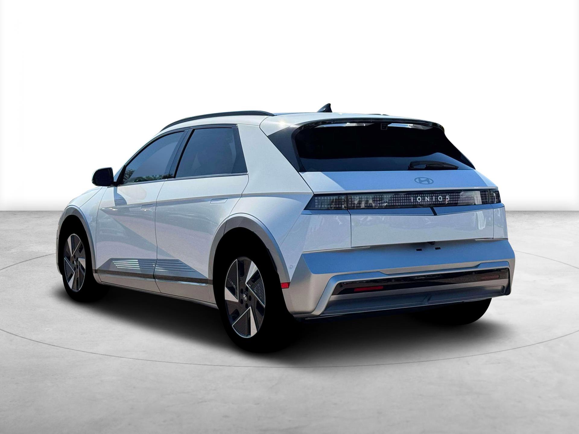 New 2026 Hyundai Ioniq 5 Limited RWD image 5