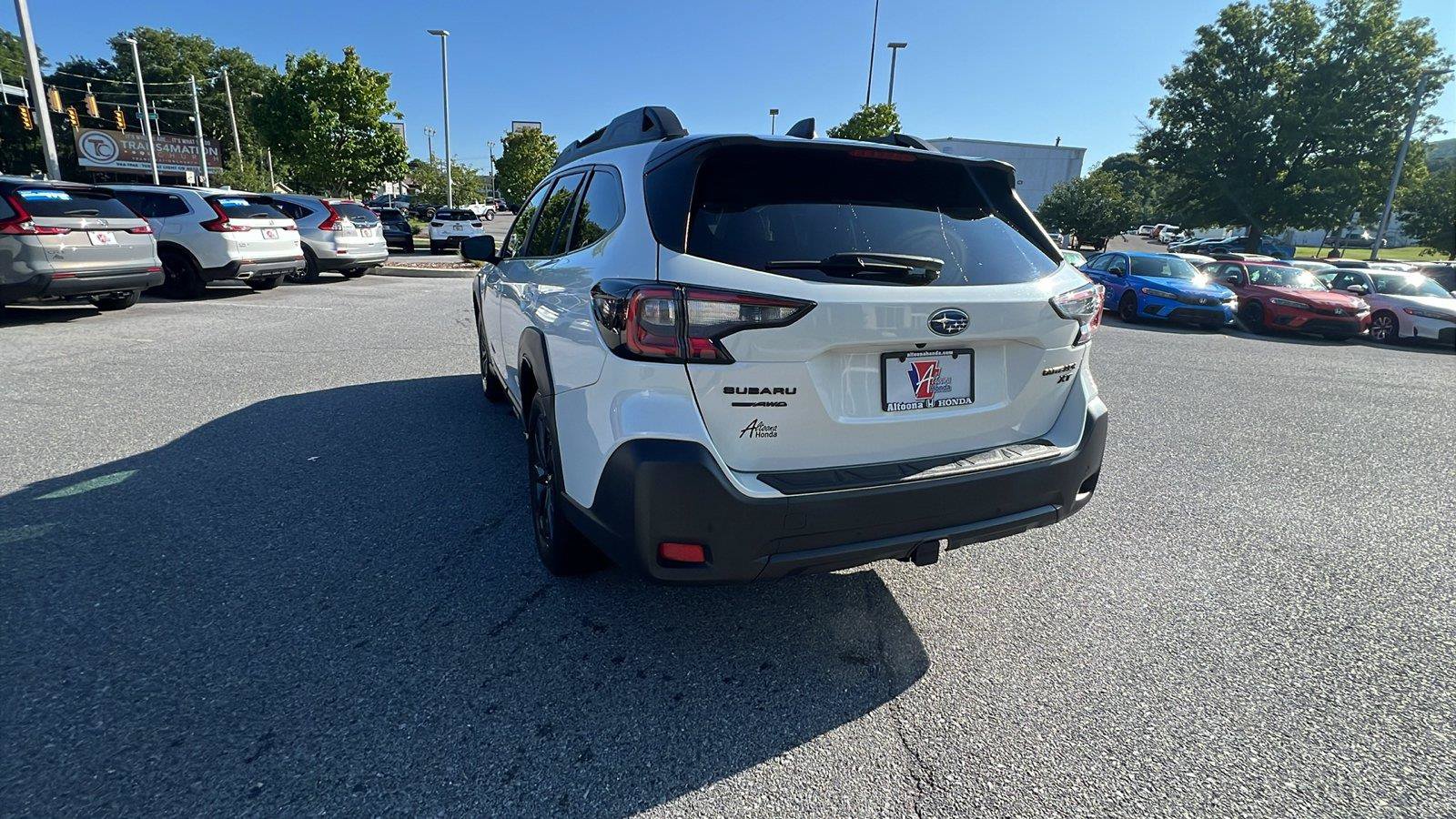 Used 2023 Subaru Outback Onyx Edition XT AWD/4WD image 6