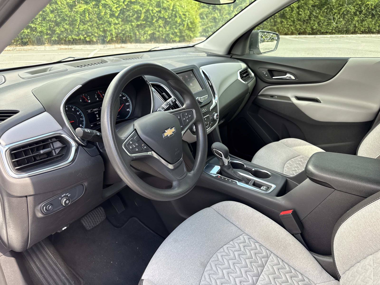 Used 2024 Chevrolet Equinox LS FWD image 21