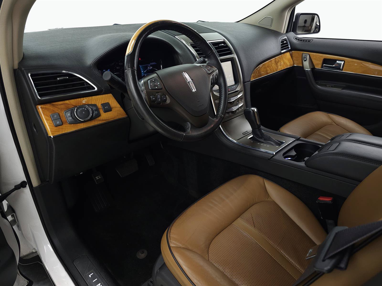 Used 2013 Lincoln MKX AWD image 14