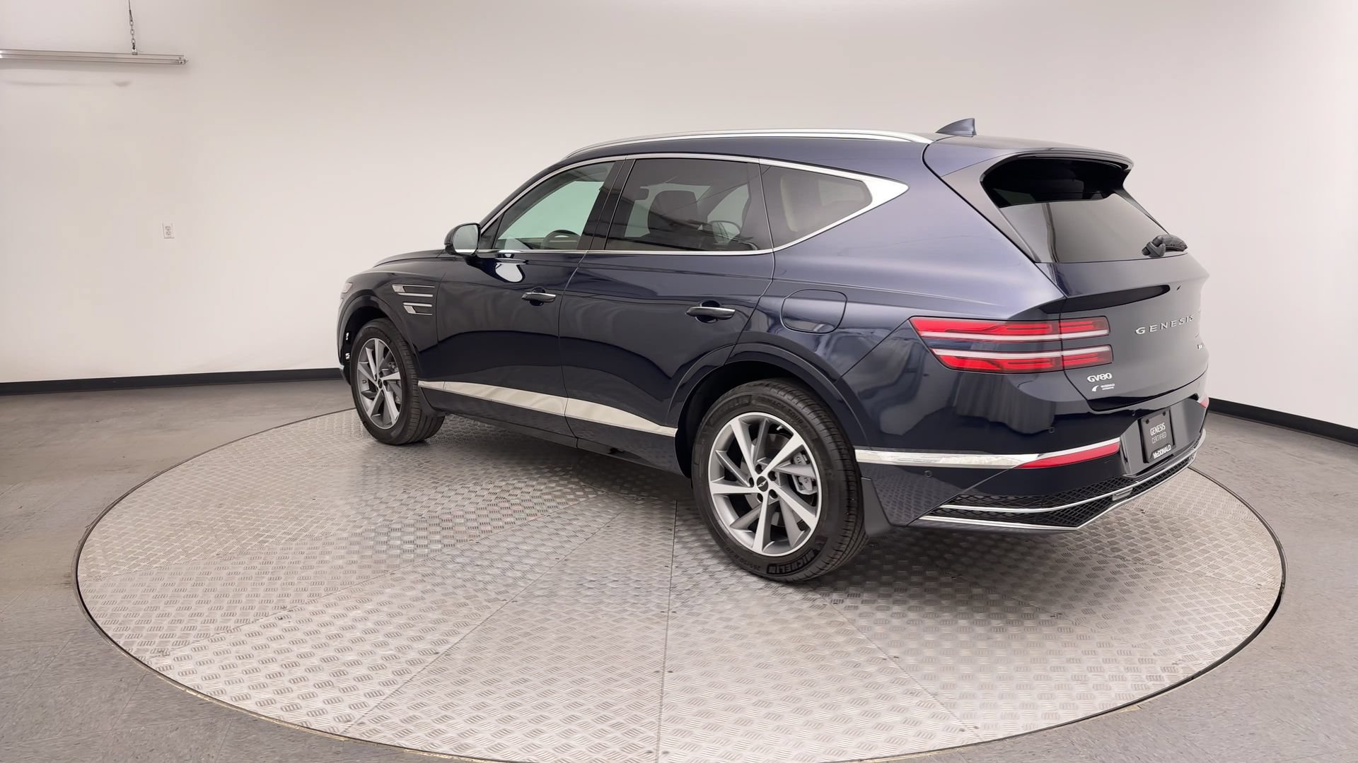 Certified 2026 Genesis GV80 3.5T Advanced AWD/4WD image 4