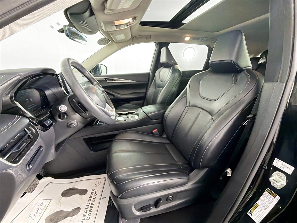 Used 2024 INFINITI QX60 Luxe image 19