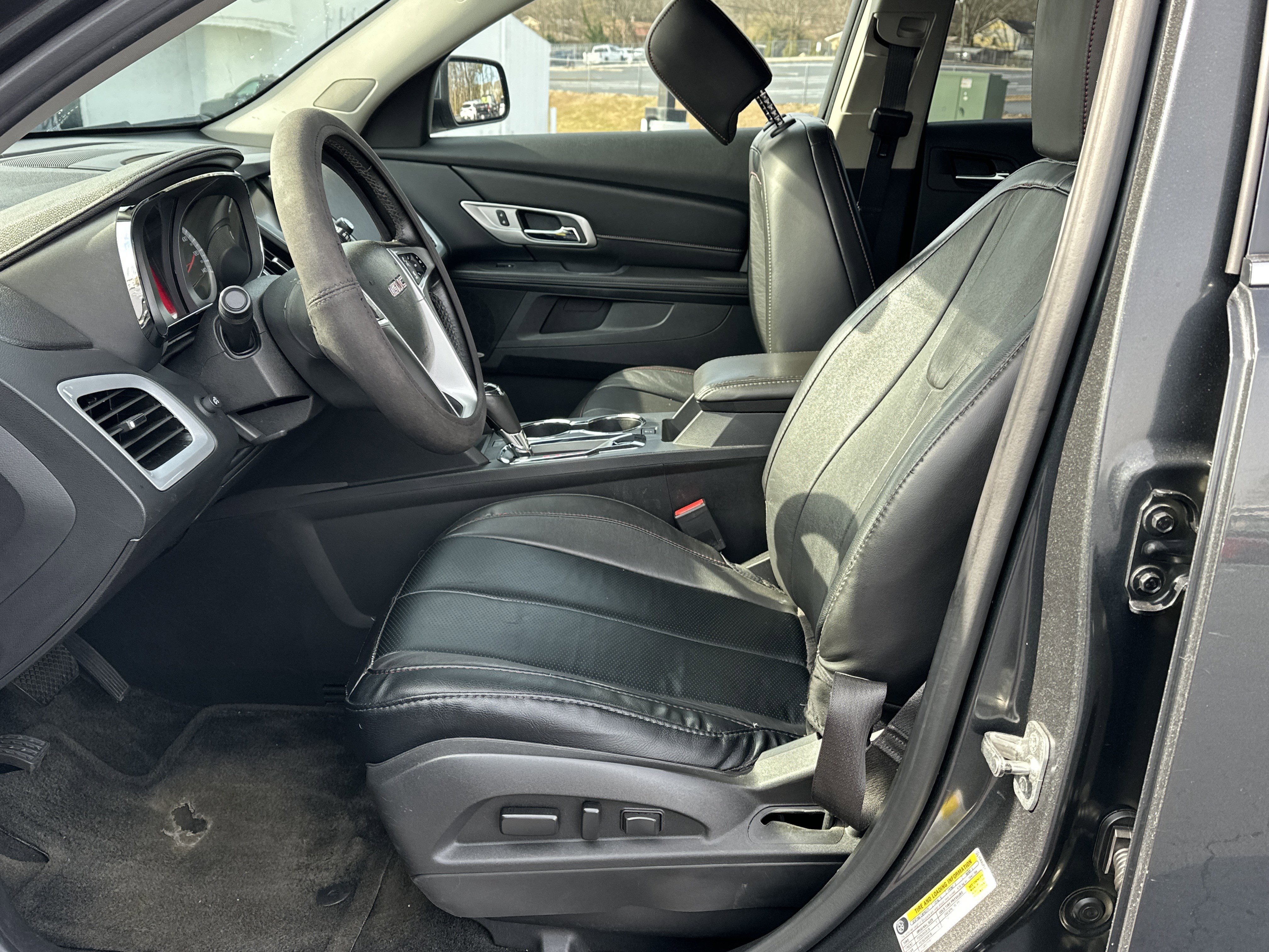 Used 2017 GMC Terrain SLT w/ Open Road Package image 9