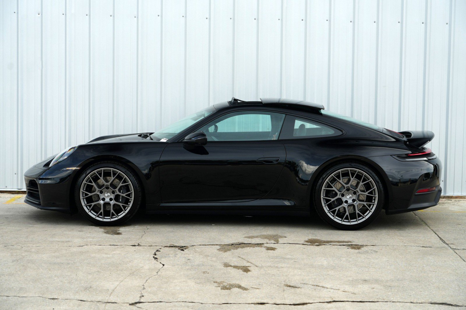 Used 2025 Porsche 911 Carrera RWD image 52