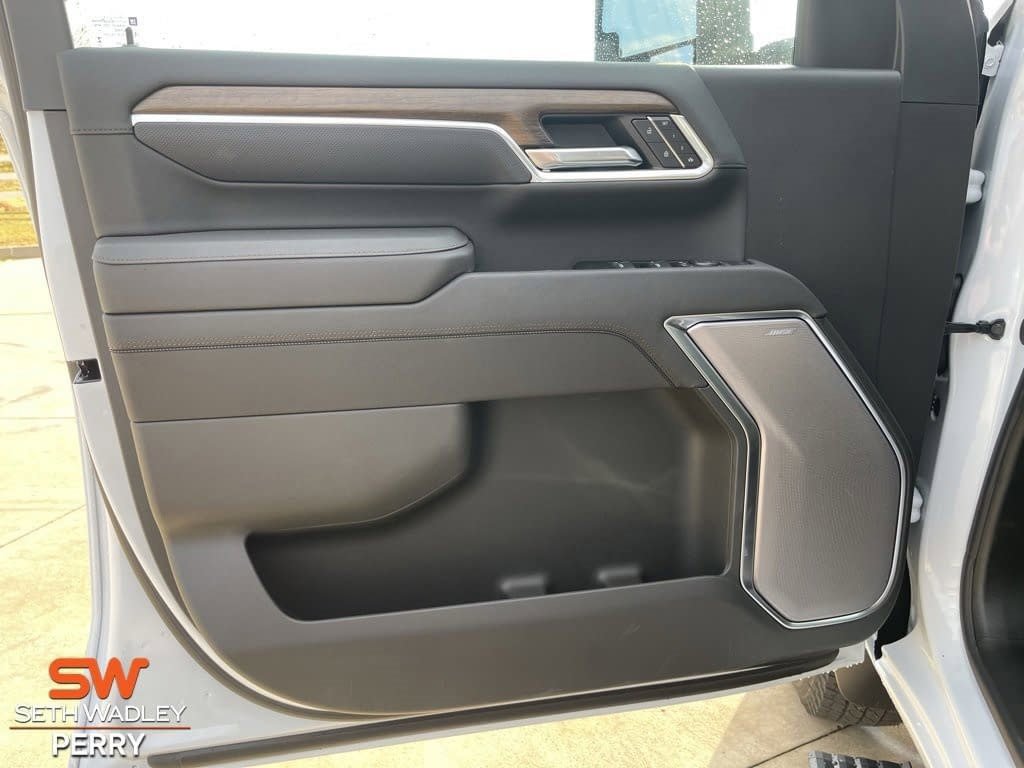 New 2026 Chevrolet Silverado 3500 High Country w/ Technology Package image 16