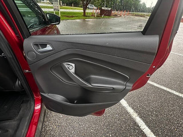 Used 2013 Ford Escape SEL AWD/4WD image 23