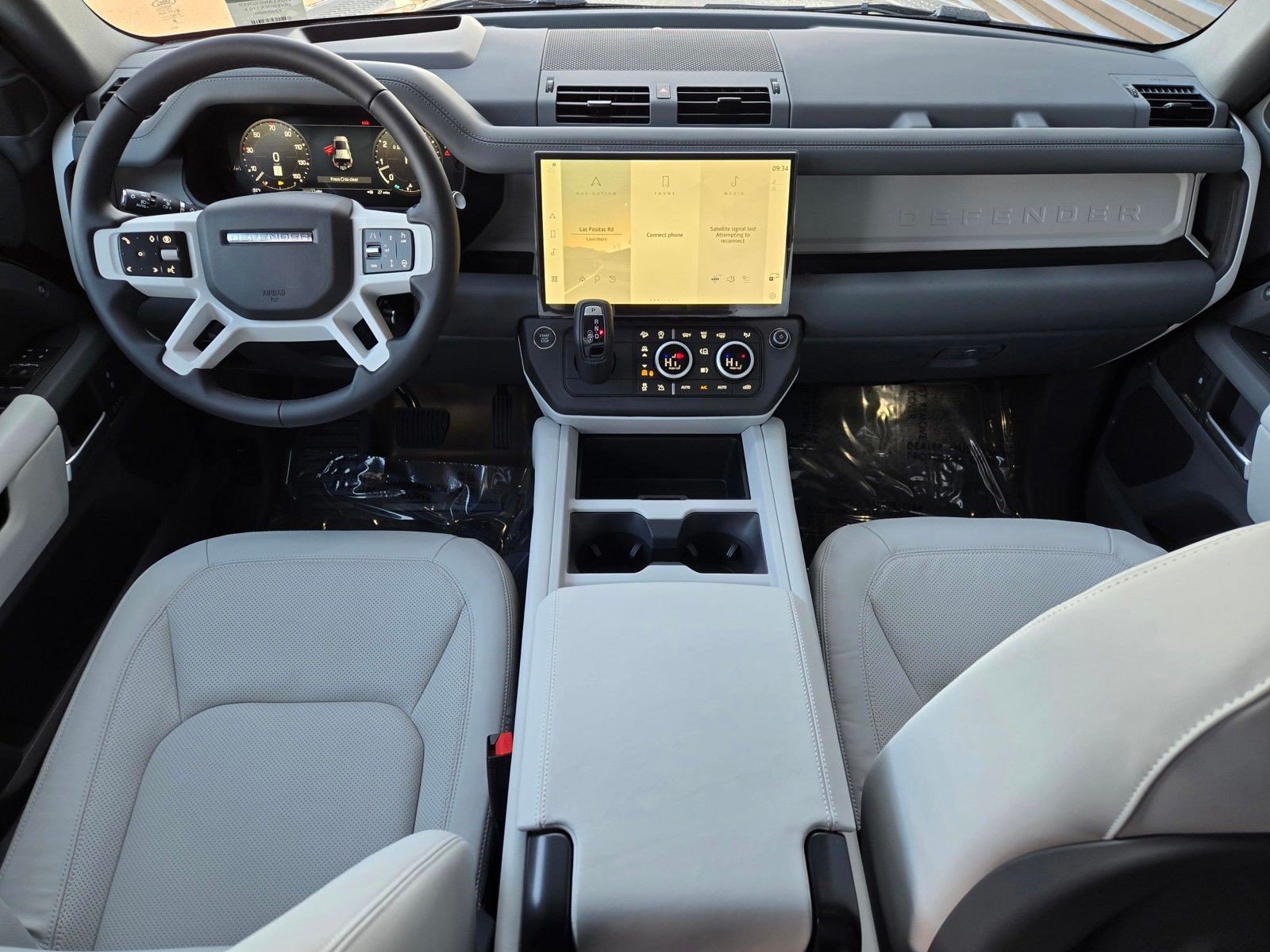 New 2026 Land Rover Defender 110 X-Dynamic SE AWD/4WD image 10