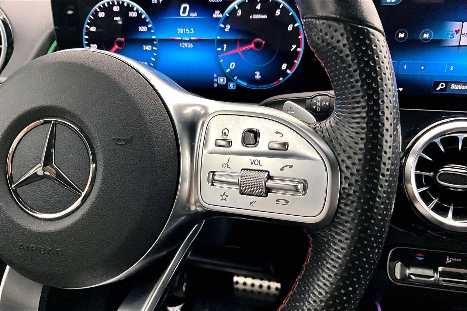 Certified 2023 Mercedes-Benz GLB 250 4MATIC image 22