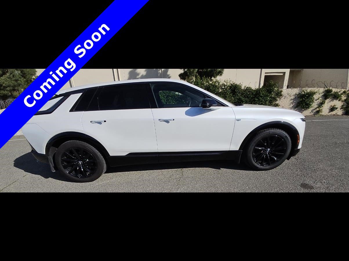 Used 2024 Cadillac Lyriq Sport image 6