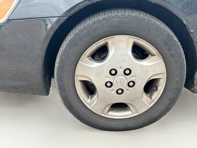 Used 2003 Toyota Avalon XLS FWD image 19