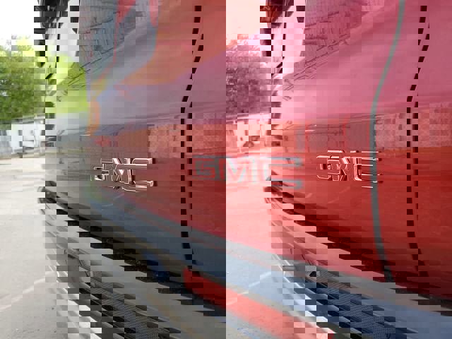 New 2026 GMC Acadia Denali image 7