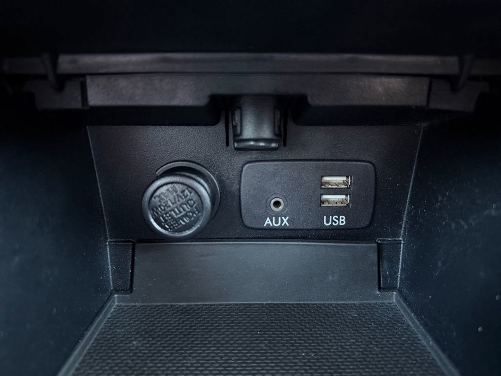 Used 2018 Subaru Outback 3.6R Touring image 29