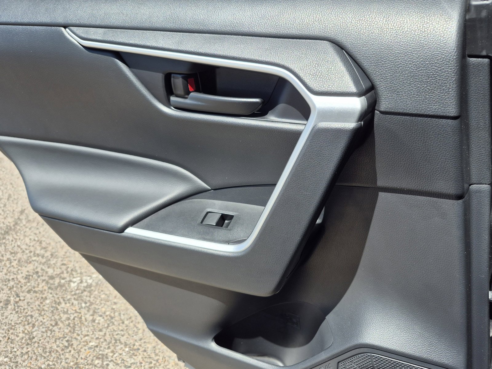 Certified 2024 Toyota RAV4 LE AWD/4WD image 19