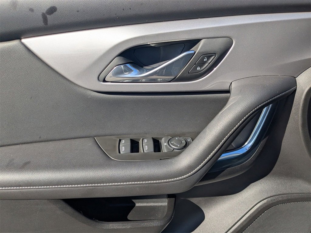 Used 2025 Chevrolet Blazer LT image 14