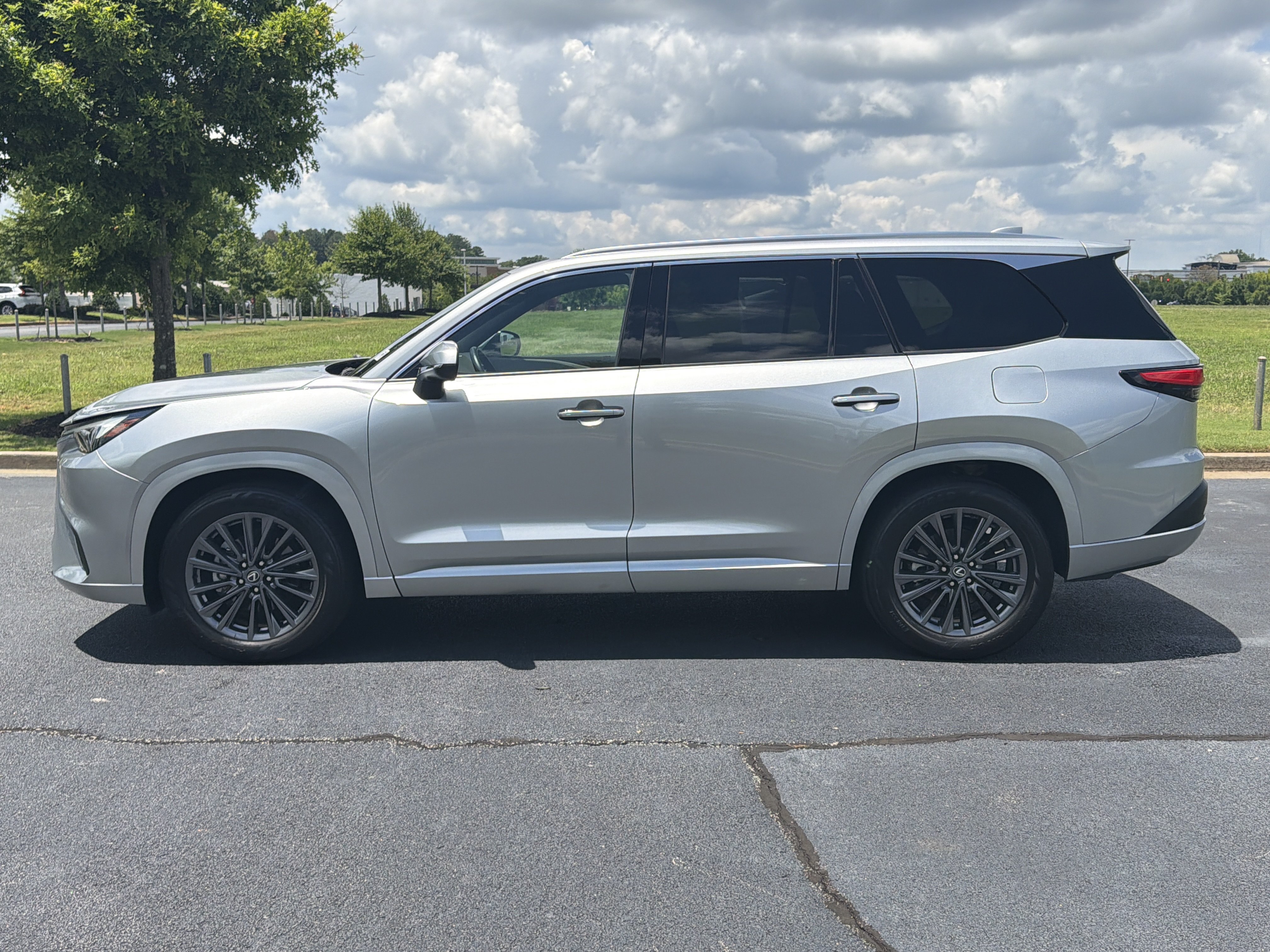 Used 2024 Lexus TX 350 FWD w/ Cold Weather Package image 6