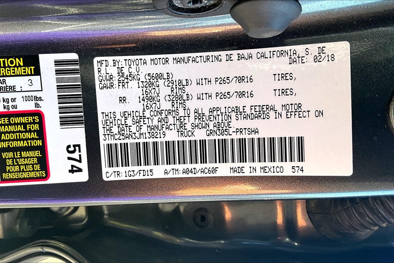 Used 2018 Toyota Tacoma TRD Off-Road w/ Technology Package AWD/4WD image 28