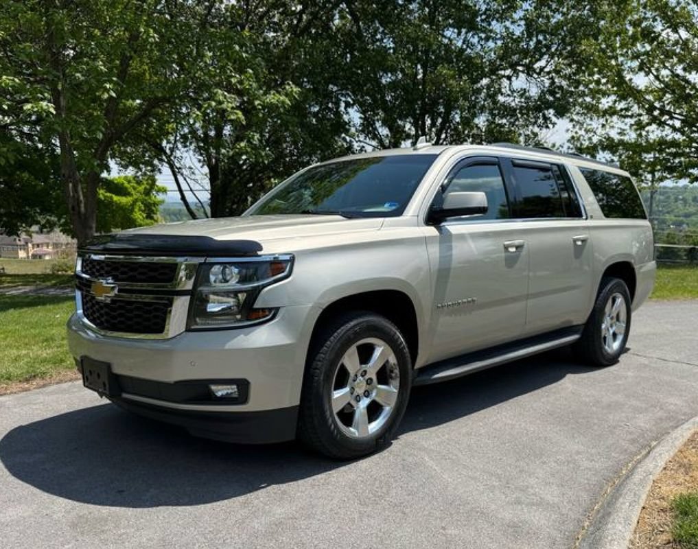 Used 2016 Chevrolet Suburban LT AWD/4WD image 5