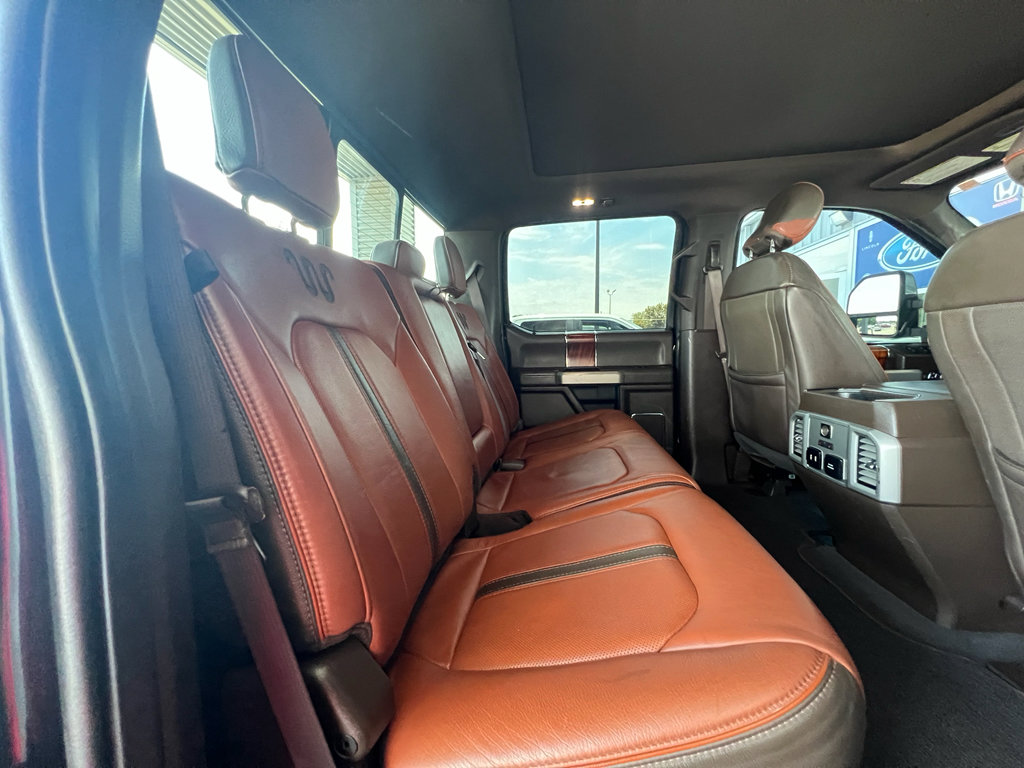 Used 2019 Ford F250 King Ranch w/ King Ranch Ultimate Package AWD/4WD image 16
