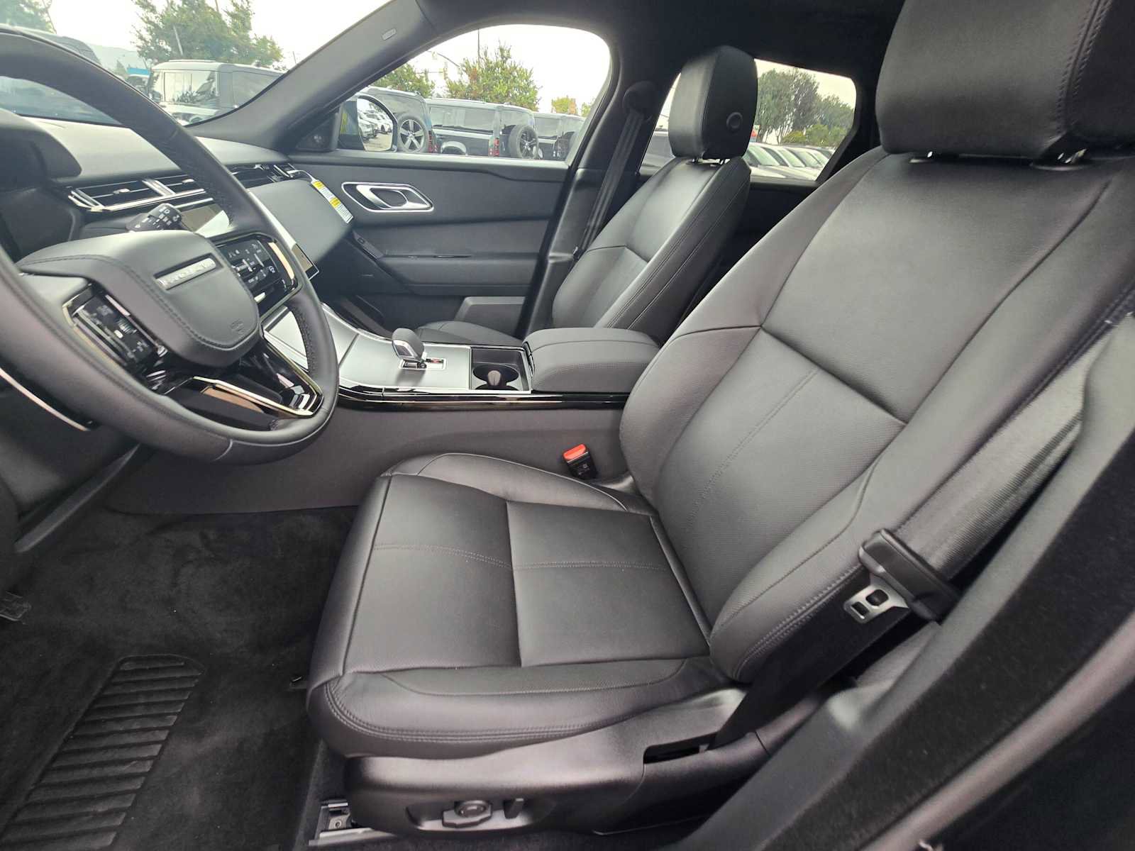 Used 2026 Land Rover Range Rover Velar S image 24