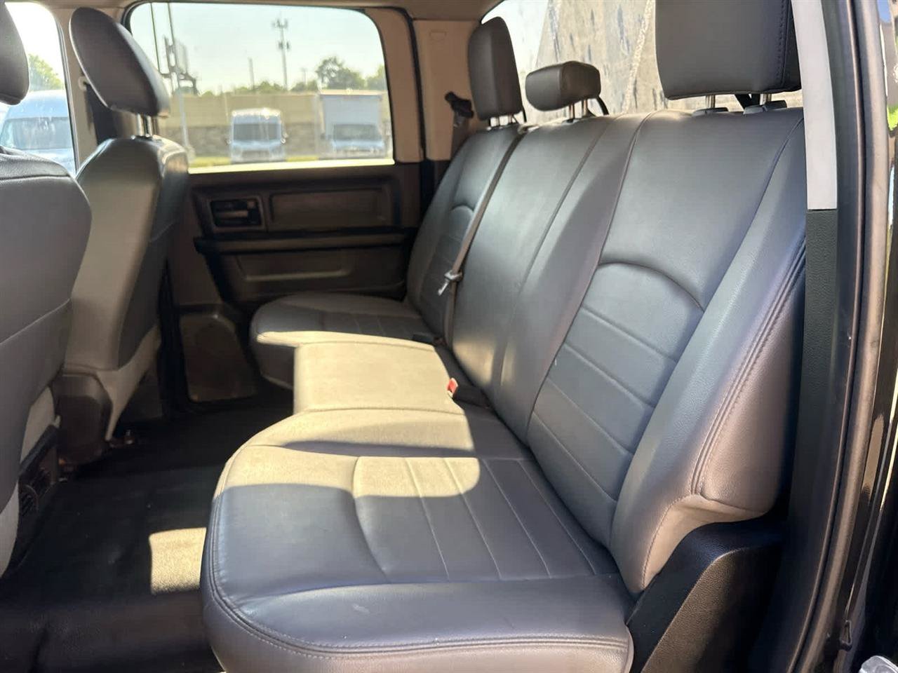 Used 2018 RAM 4500 Tradesman w/ Chrome Appearance Group AWD/4WD image 20