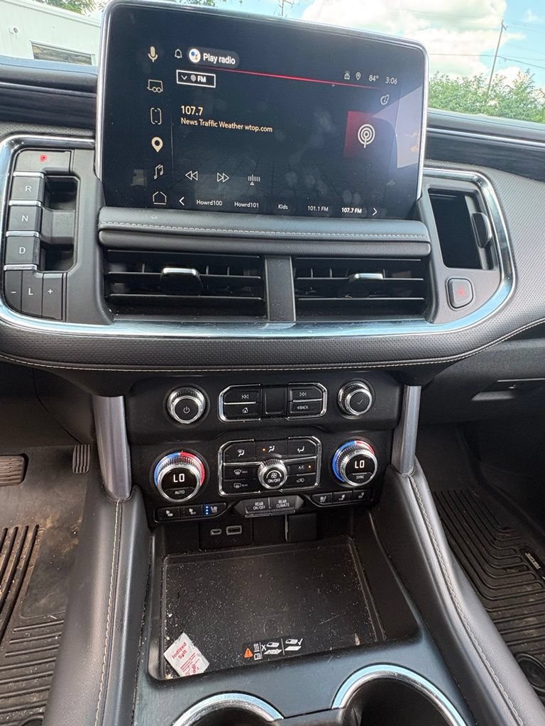 Used 2022 GMC Yukon SLT w/ SLT Luxury Package AWD/4WD image 13