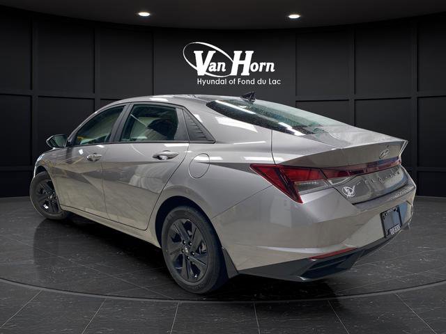 Certified 2023 Hyundai Elantra SEL FWD image 5