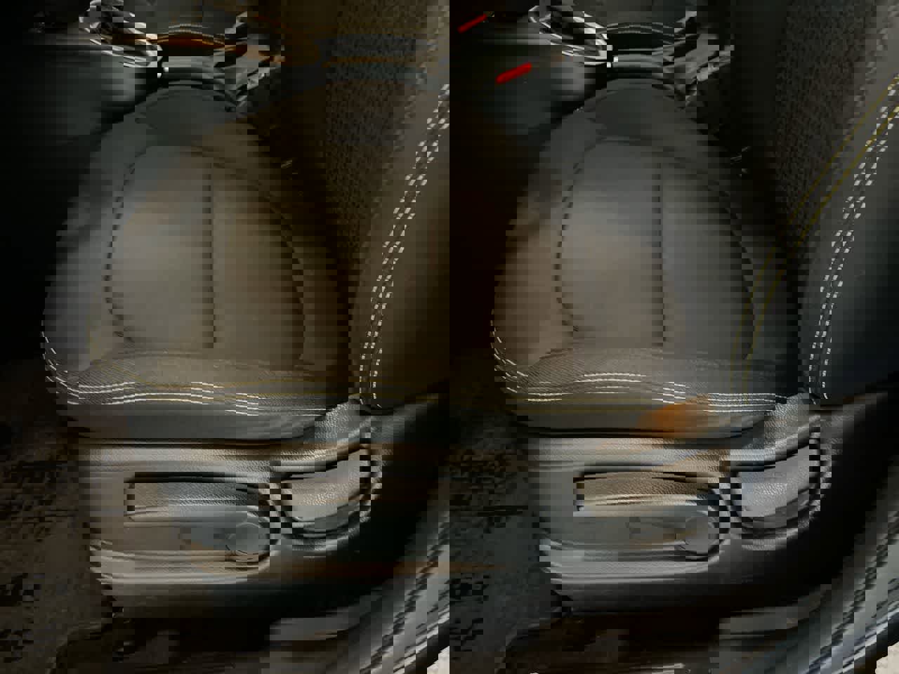 Used 2016 Kia Soul + image 12