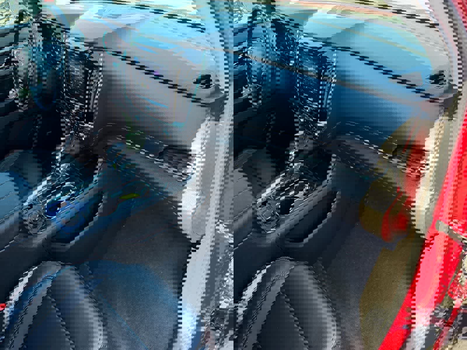 Used 2021 Chevrolet Traverse RS w/ LPO, Floor Liner Package image 10