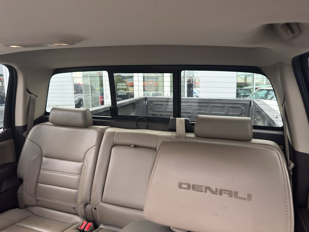 Used 2015 GMC Sierra 2500 Denali w/ Duramax Plus Package AWD/4WD image 33