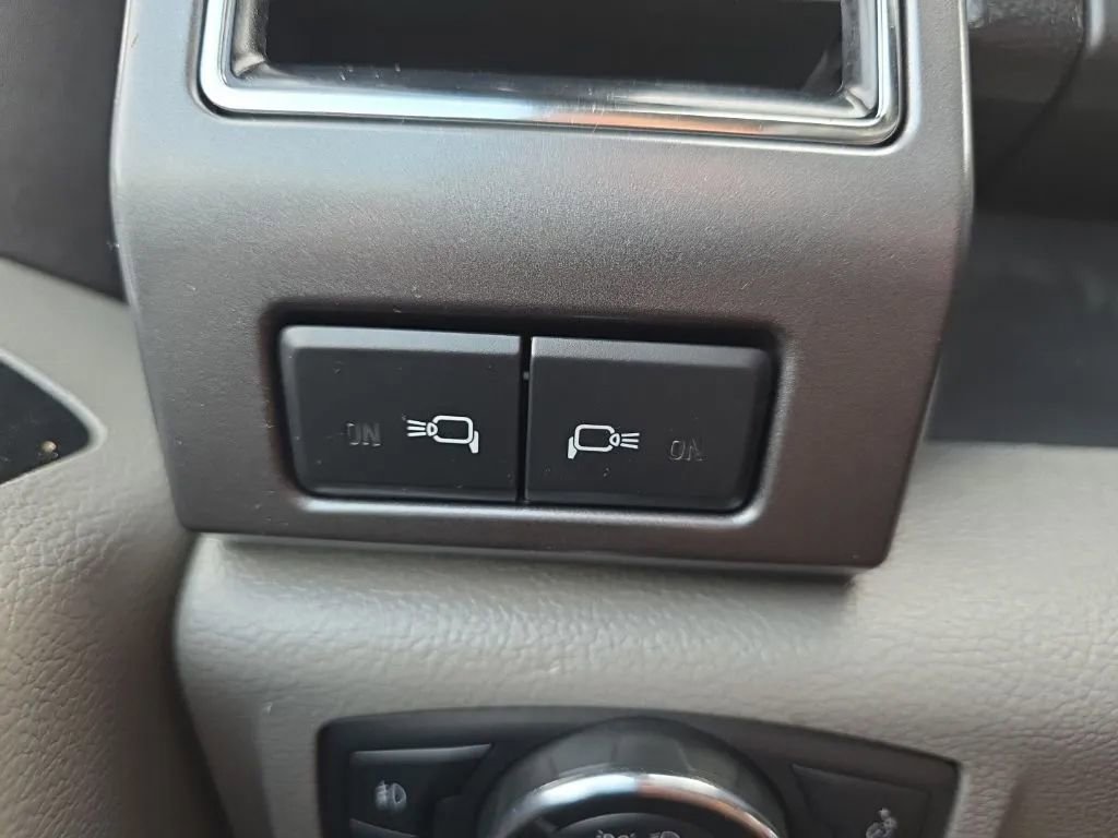 Used 2020 Ford F150 XLT w/ Heavy-Duty Payload Package AWD/4WD image 29