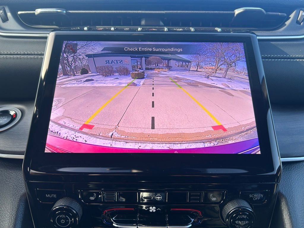 New 2025 Jeep Grand Cherokee Limited image 15