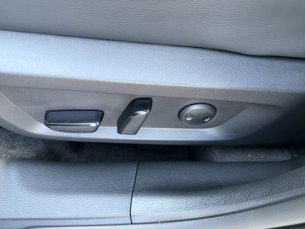 New 2026 Mitsubishi Outlander SEL AWD/4WD image 17