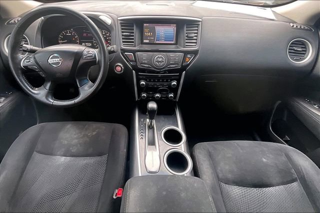 Used 2015 Nissan Pathfinder SV FWD image 14