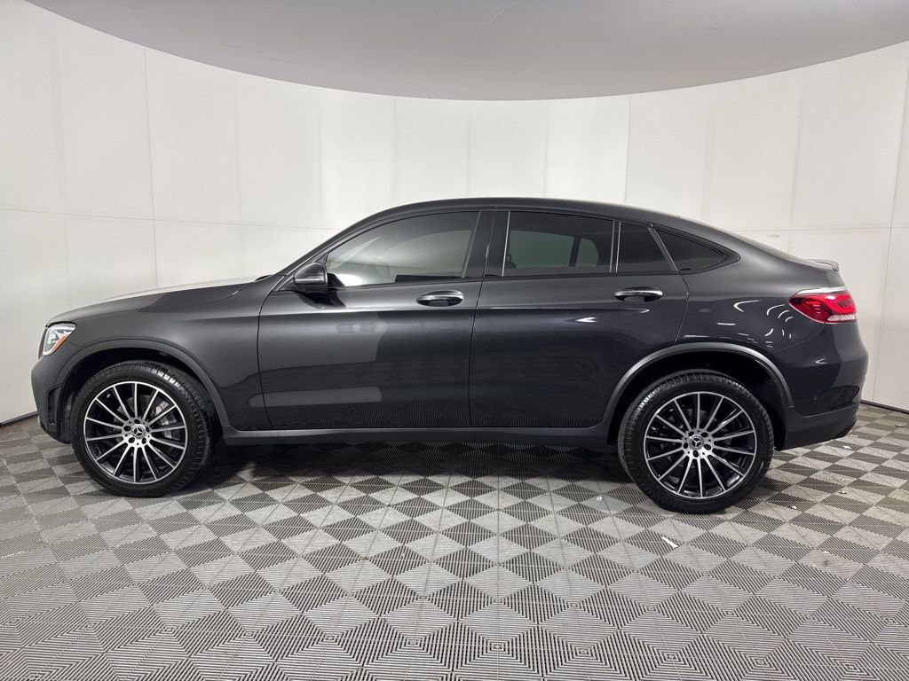 Certified 2022 Mercedes-Benz GLC 300 4MATIC Coupe image 2