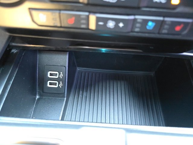 Used 2019 Ford F150 Raptor w/ Equipment Group 802A Luxury image 21