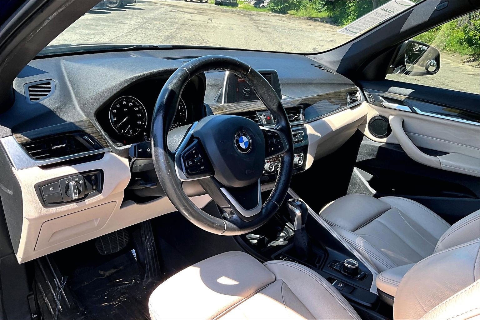 Used 2018 BMW X1 xDrive28i w/ Convenience Package AWD/4WD image 13