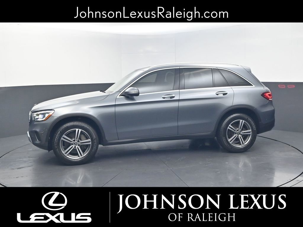 Used 2020 Mercedes-Benz GLC 300 4MATIC image 2