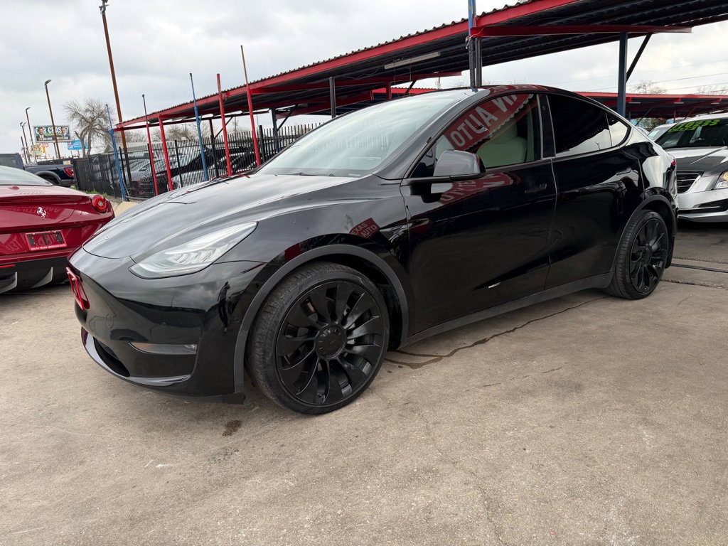 Used 2021 Tesla Model Y Long Range image 13